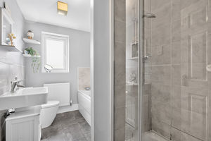 Photo 1- click for photo gallery